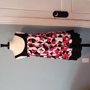 Maggie London Size 6 Empire Black Red and White Dress